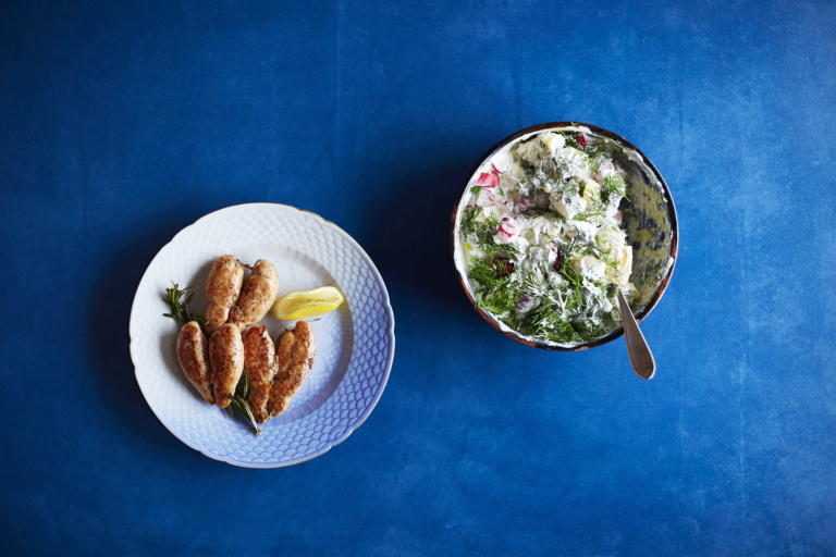 Smørstegt torskerogn med kartoffelsalat Et godt bud på en dansk nationalret