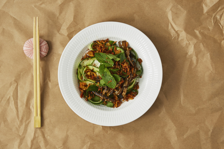 Thai salat med glaserede svampe Soya-glaserede svampe er røget direkte ind på vores top-3 over tilberedningsmetoder
