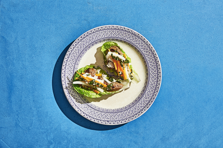 BBQ gris med Nuoc Cham sauce Frisk og festlig fællesspisning