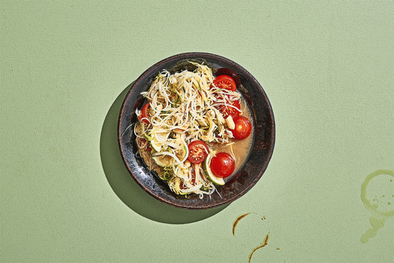 Som Tam - Papayasalat Som Tam er Thailands, hvis ikke verdens, bedste salat.